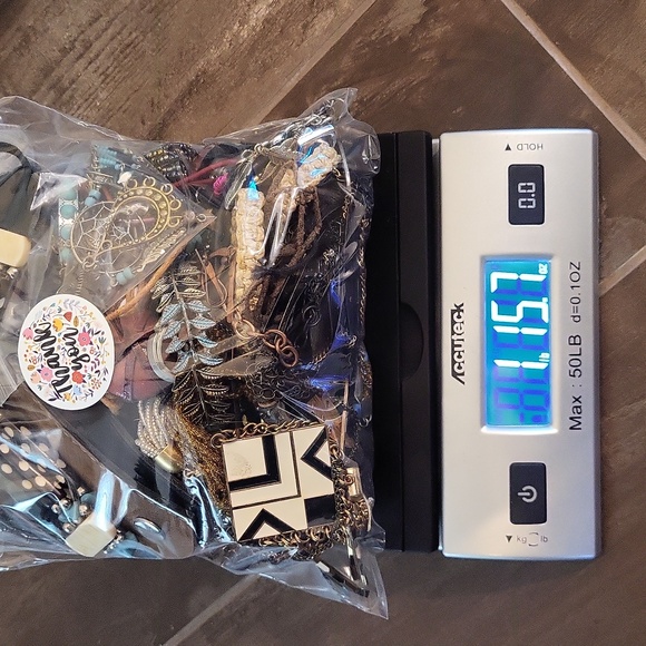 Craft Jewelry, Broken Beauties, Missing Stones, Single Earrings, Etc. - Picture 15 of 16